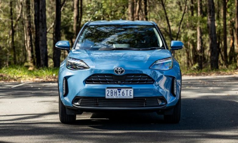 2025 Toyota Yaris Cross Cross GXL بررسی ترکیبی