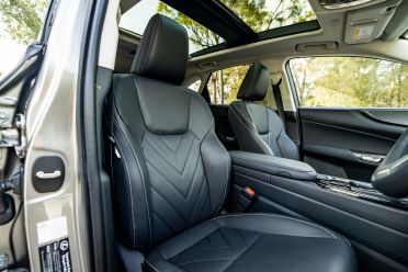 2025 Lexus NX350H Sports Luxury AWD بررسی