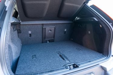 بررسی 2025 Volvo XC40