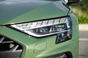 بررسی خط 2025 Audi A3 35 TFSI