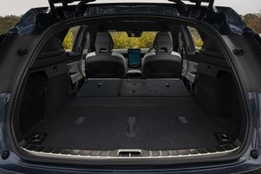 2025 بررسی Polestar 3
