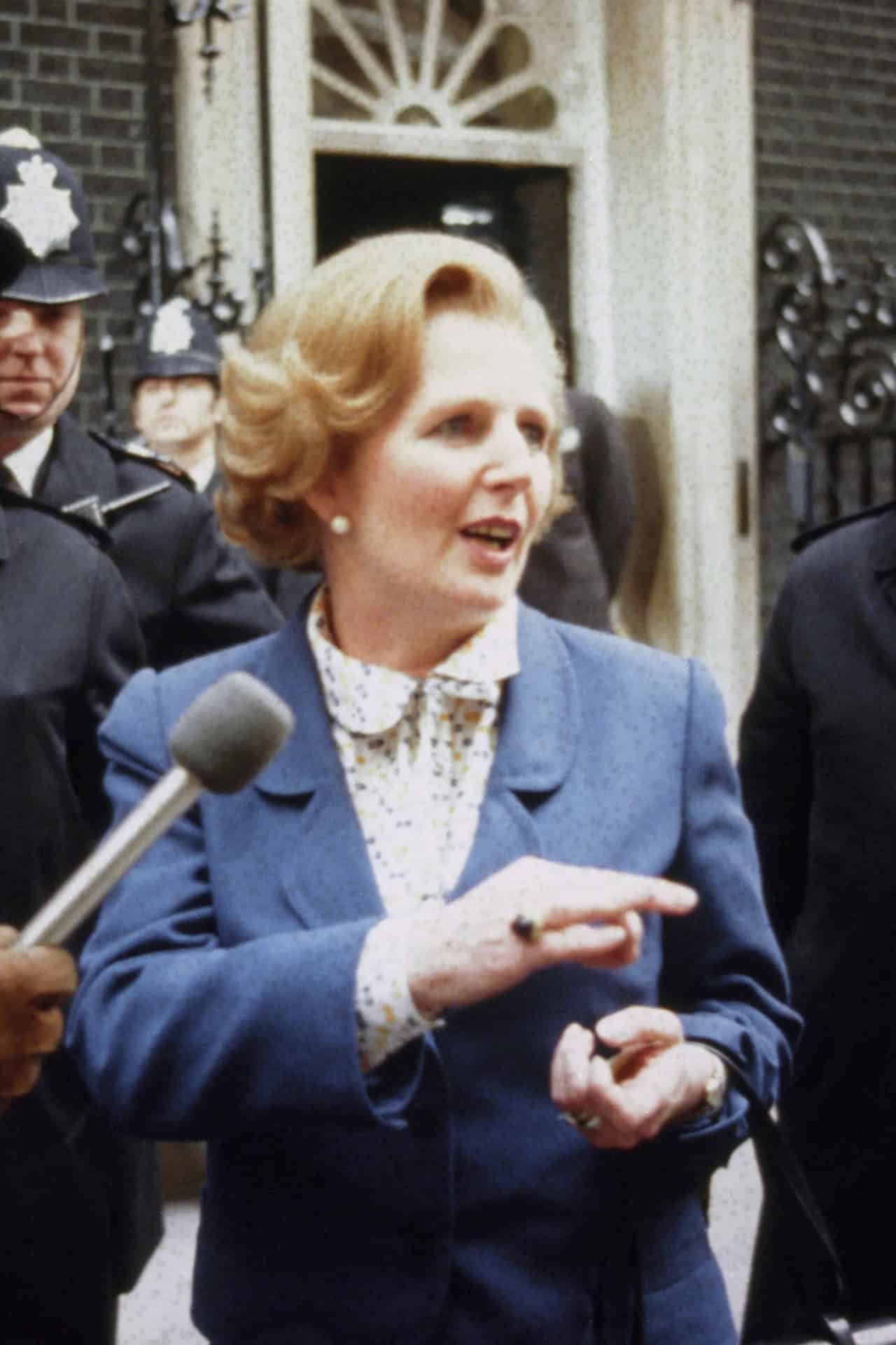 عکس در زمان نخست وزیری