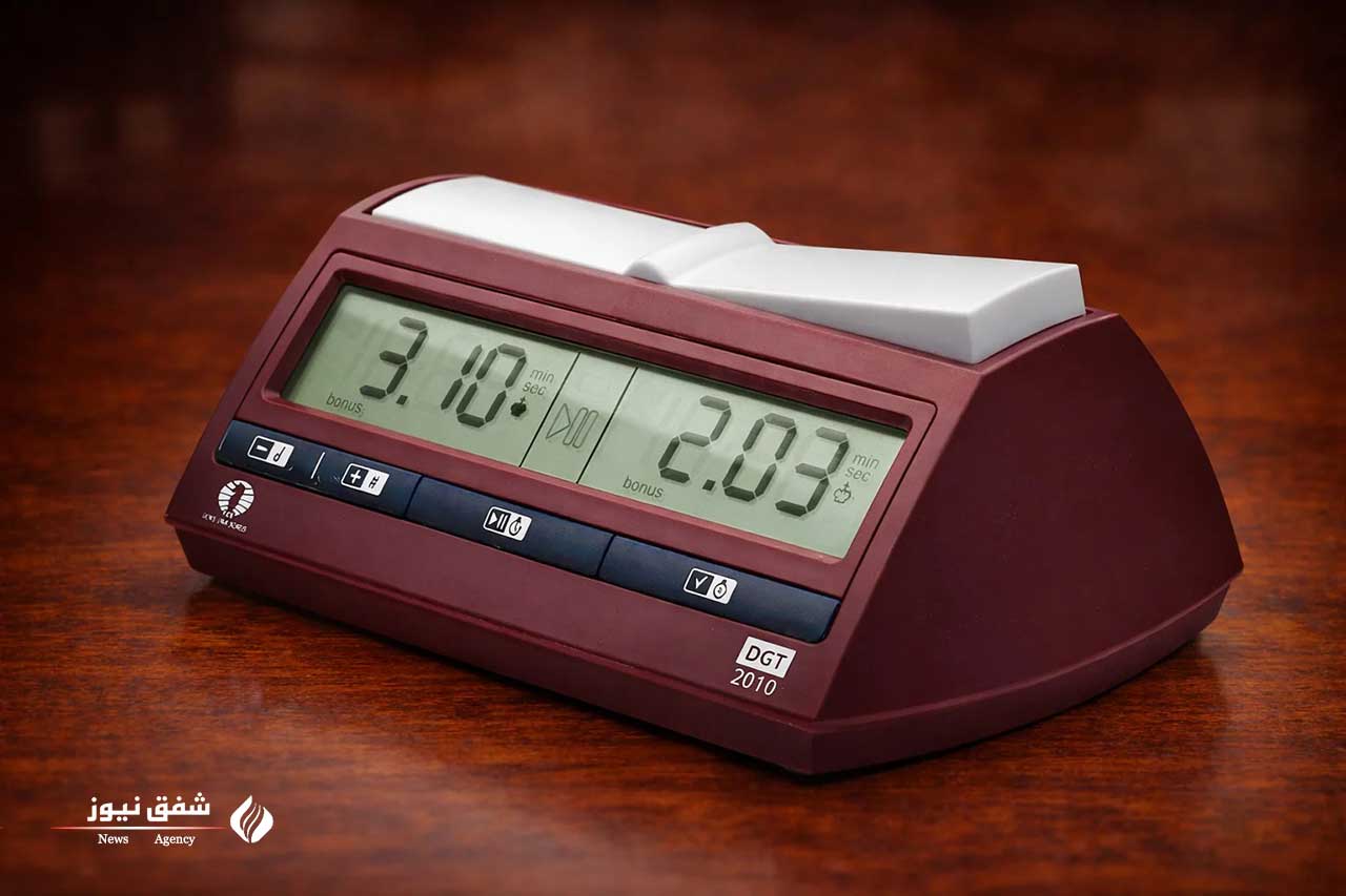 ساعت DGT Clock