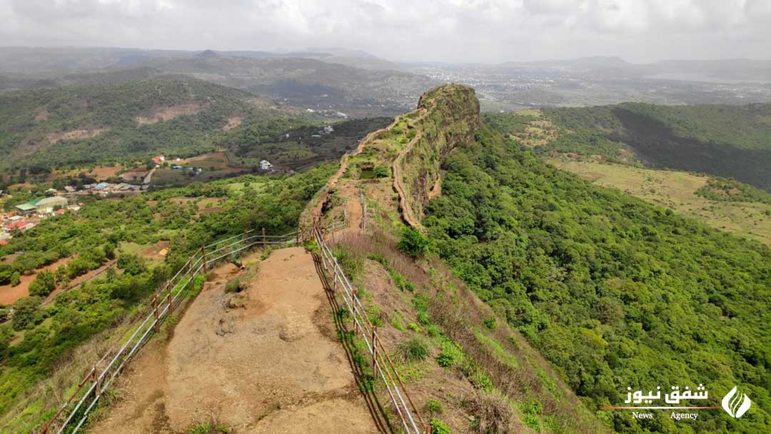 عکس Lohagad Fort